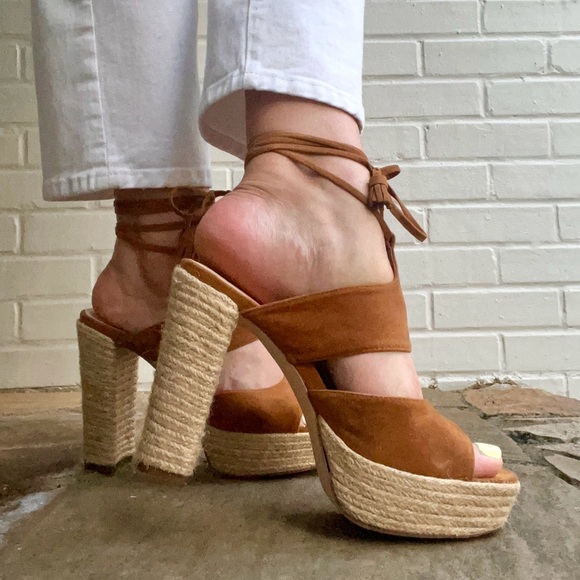 Shoe Dazzle Block Platform Heels with Ankle Straps and Woven Accents, SZ 8 EUC - Picture 3 of 6